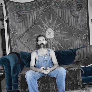 Meet your Posher, Dustin